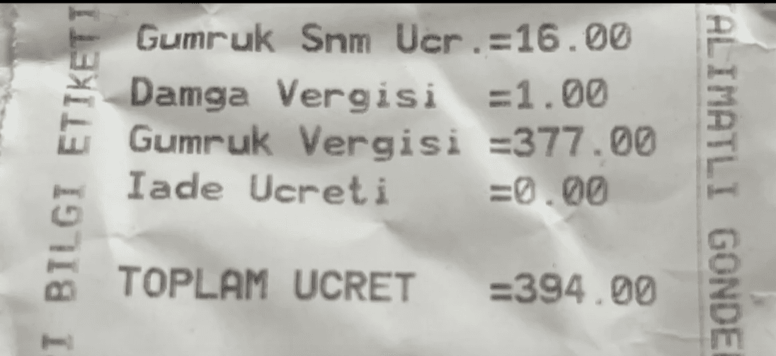 ben aldığım sırada %10 indirim kodu vardı. aldığım fiyat ve gümrük vergisi